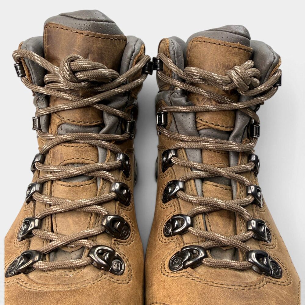 Vasque St. Elias GTX Hiking Boots Women’s 6.5 M - Picture 14 of 14
